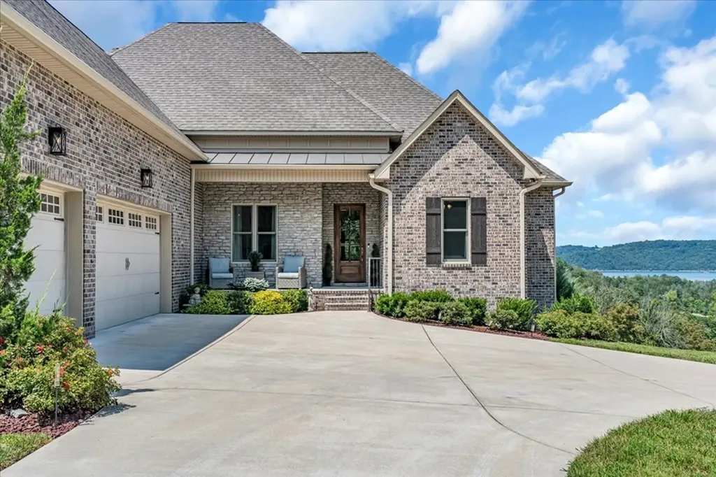 667 Rutherford Lane Smithville TN 37166
