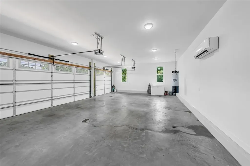 667 Rutherford Lane Smithville TN 37166