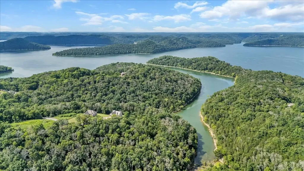 667 Rutherford Lane Smithville TN 37166