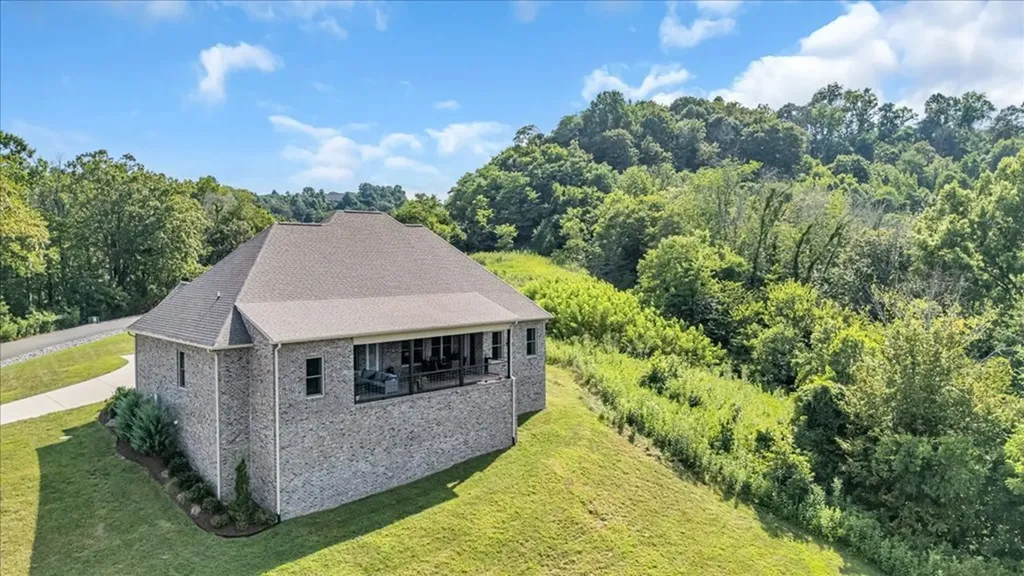 667 Rutherford Lane Smithville TN 37166