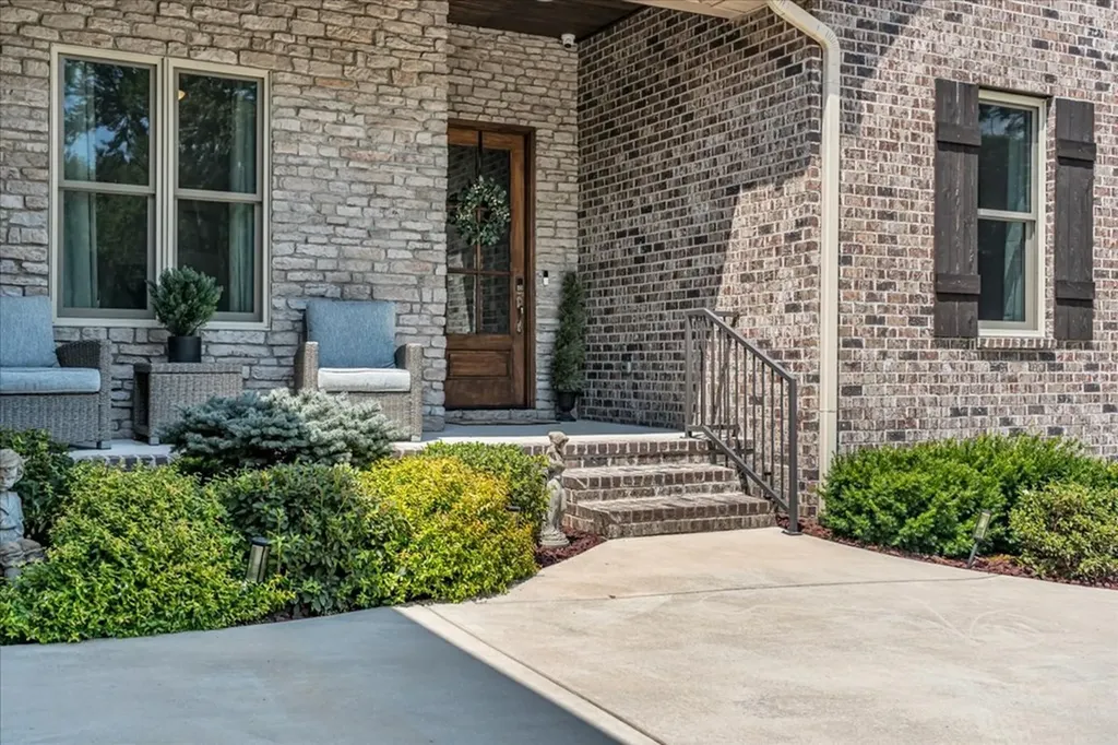 667 Rutherford Lane Smithville TN 37166