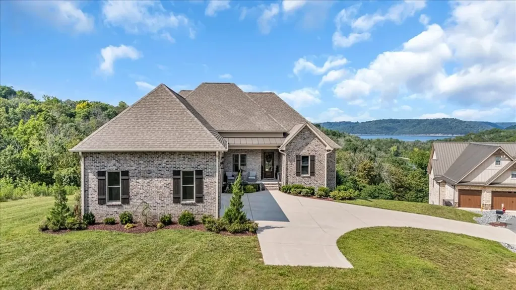 667 Rutherford Lane Smithville TN 37166