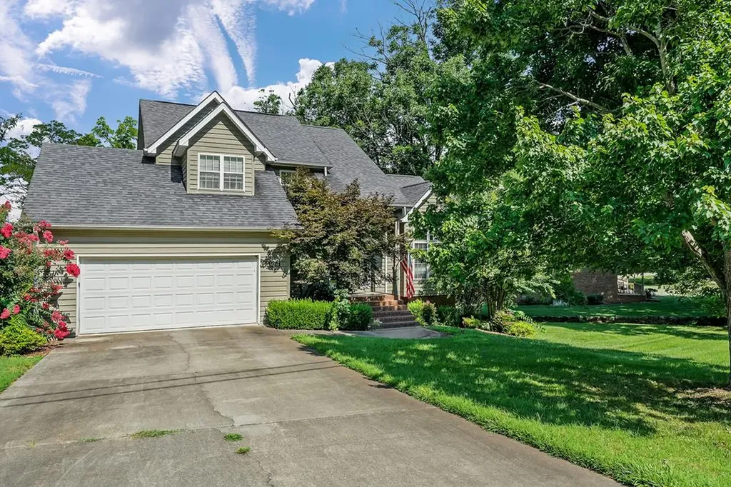 1501 N. Plantation Drive Cookeville TN 38506