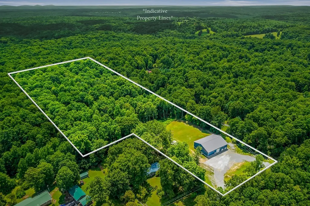 1899 Cow Pen Road Crossville TN 38571