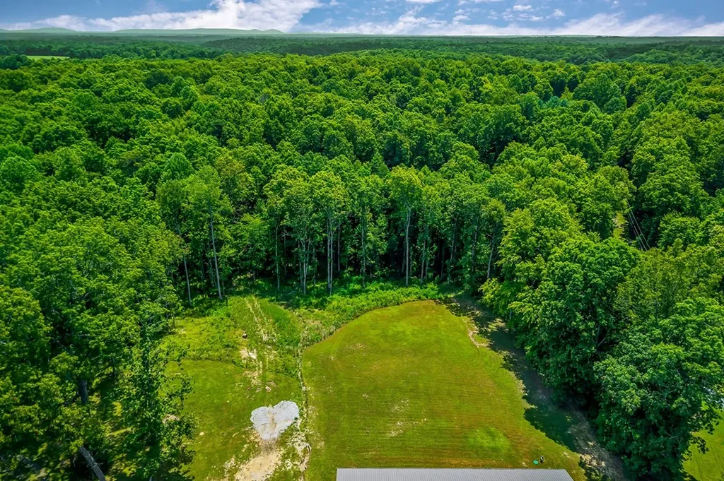 1899 Cow Pen Road Crossville TN 38571