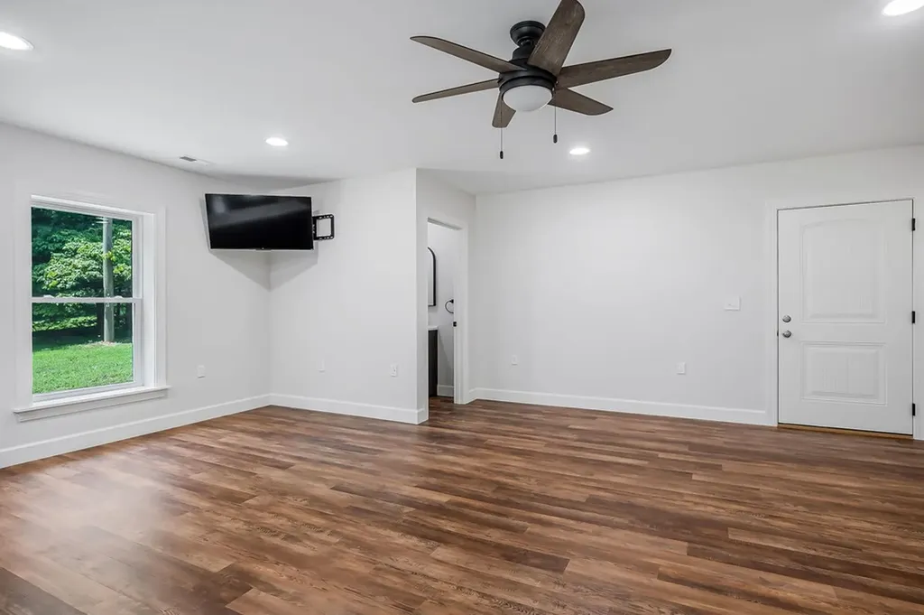 1899 Cow Pen Road Crossville TN 38571