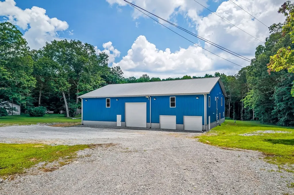 1899 Cow Pen Road Crossville TN 38571