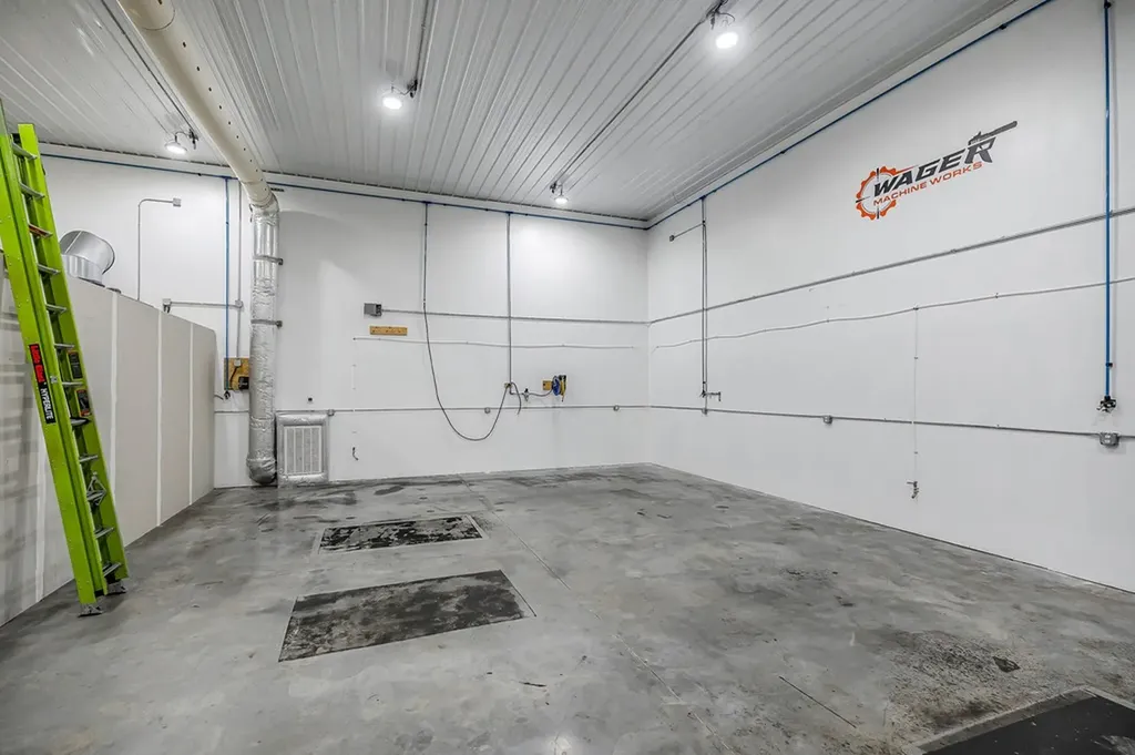 1899 Cow Pen Road Crossville TN 38571