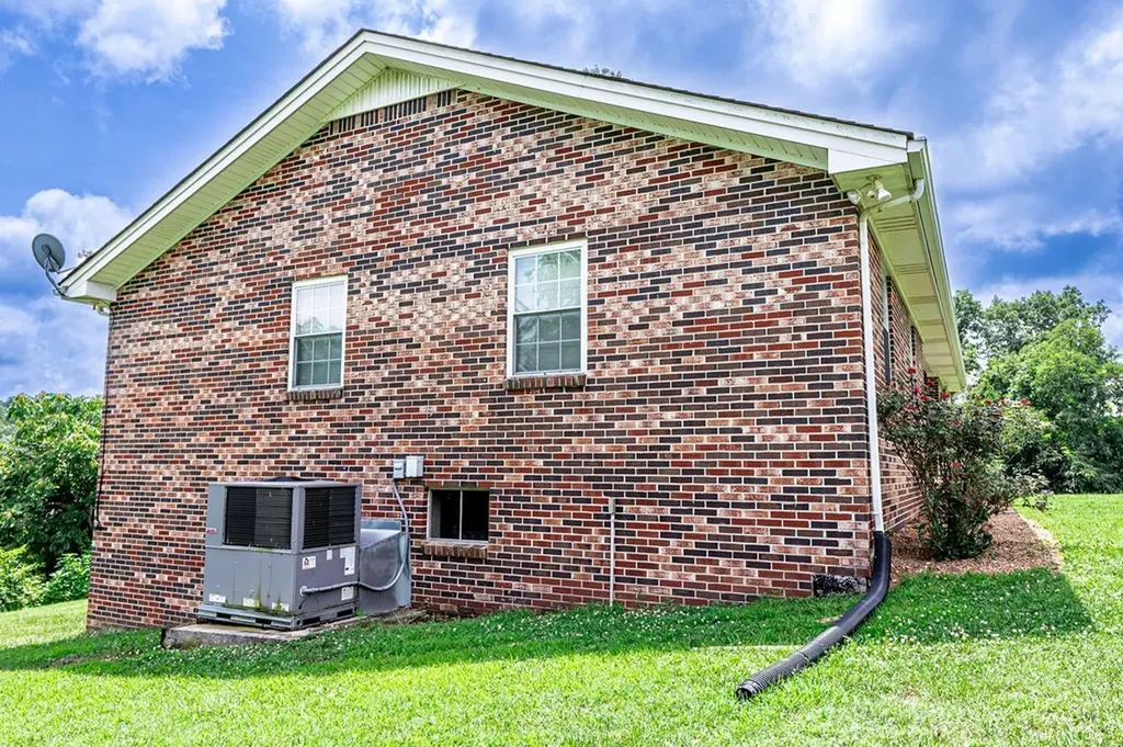 1754 Old Stover Road Monroe TN 38573