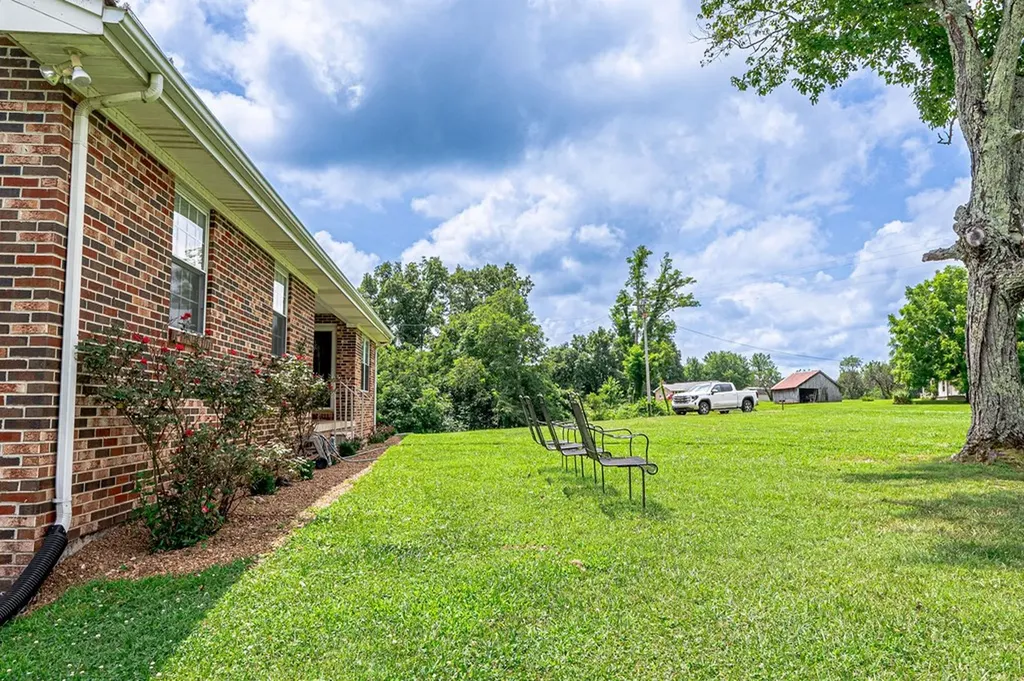 1754 Old Stover Road Monroe TN 38573