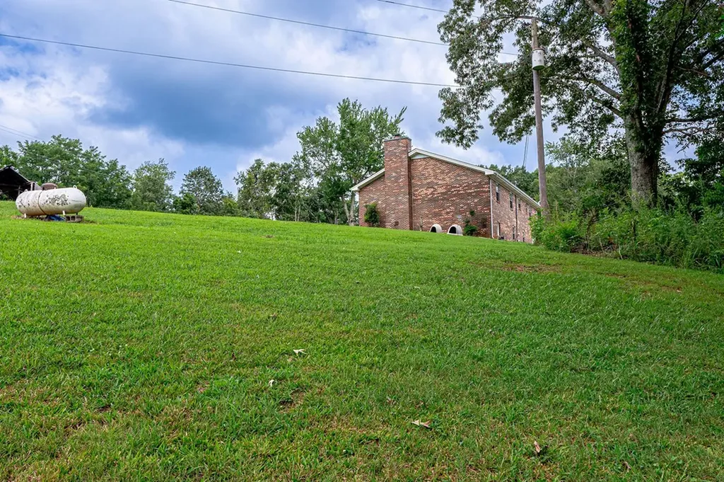 1754 Old Stover Road Monroe TN 38573