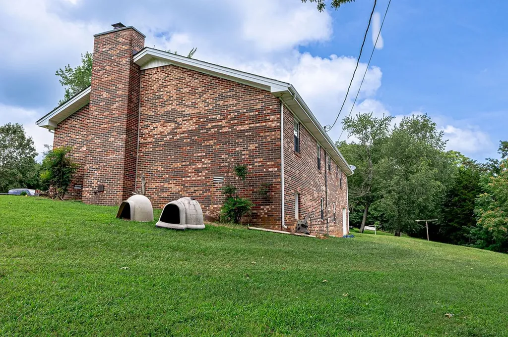 1754 Old Stover Road Monroe TN 38573