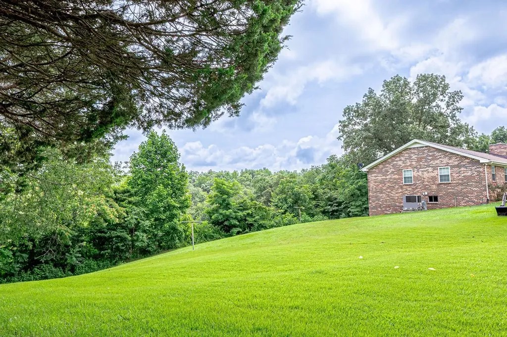 1754 Old Stover Road Monroe TN 38573