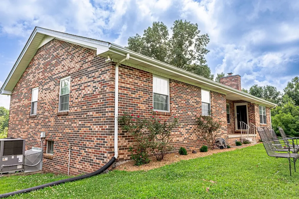 1754 Old Stover Road Monroe TN 38573