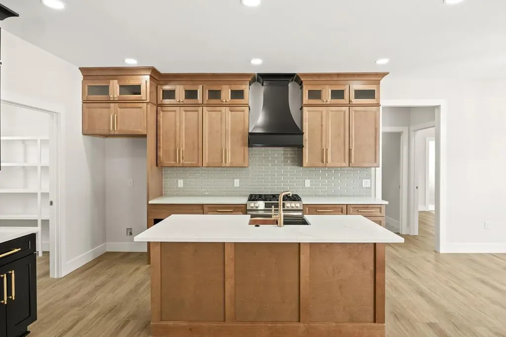 2562 Whispering Oaks Lane Cookeville TN 38502