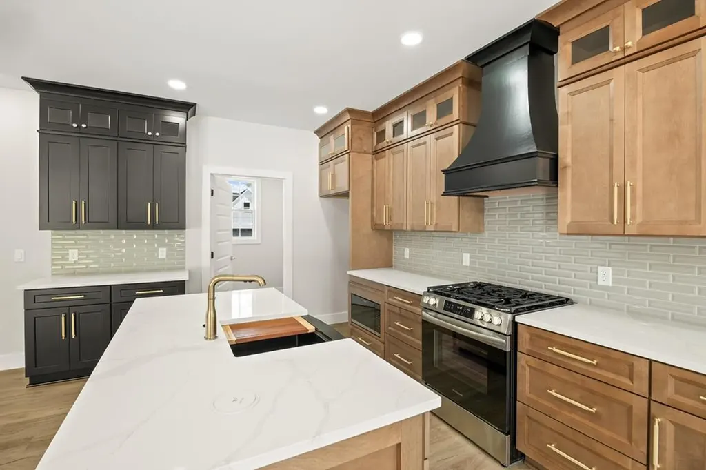 2562 Whispering Oaks Lane Cookeville TN 38502