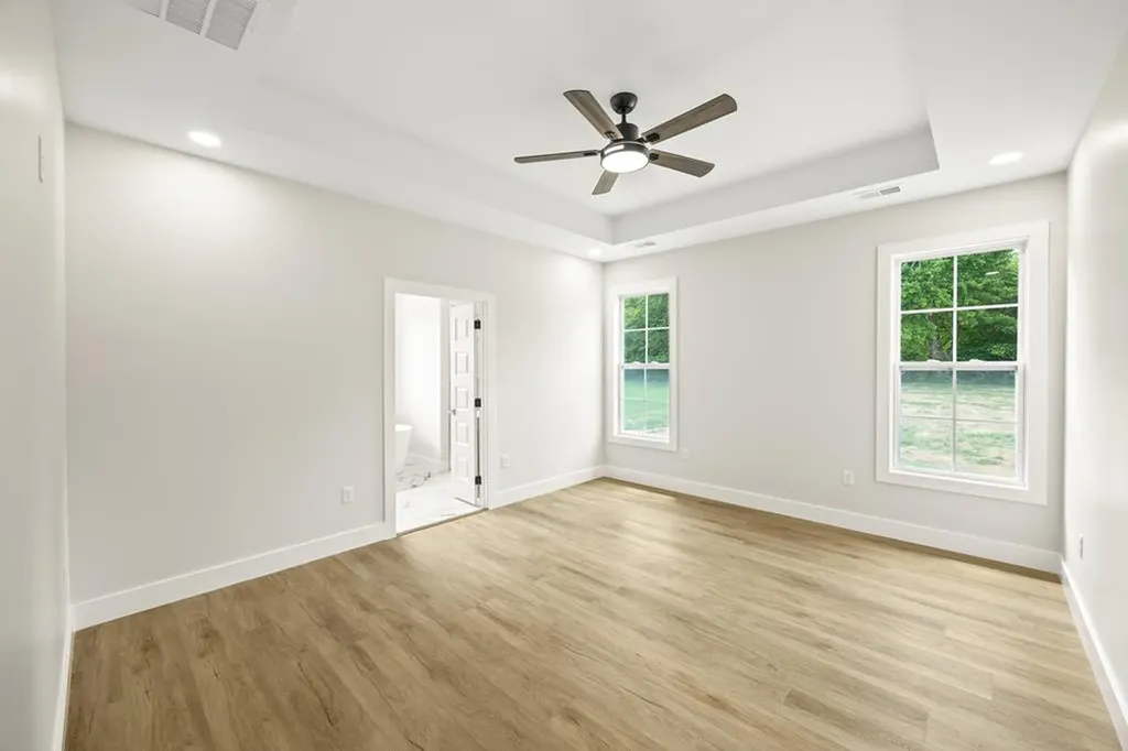 2562 Whispering Oaks Lane Cookeville TN 38502