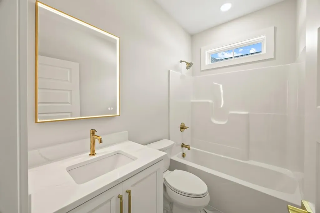 2562 Whispering Oaks Lane Cookeville TN 38502