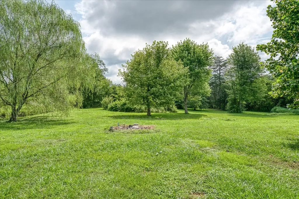 1199 Ashburn Road Monterey TN 38574