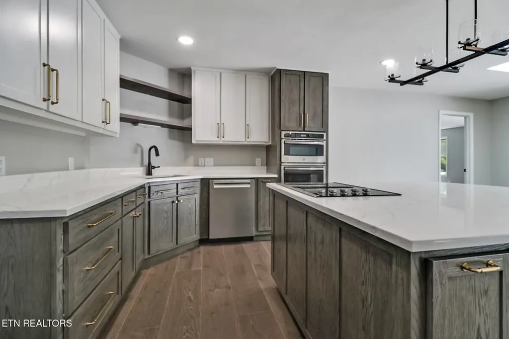 8621 Cherokee Trail Crossville TN 38572