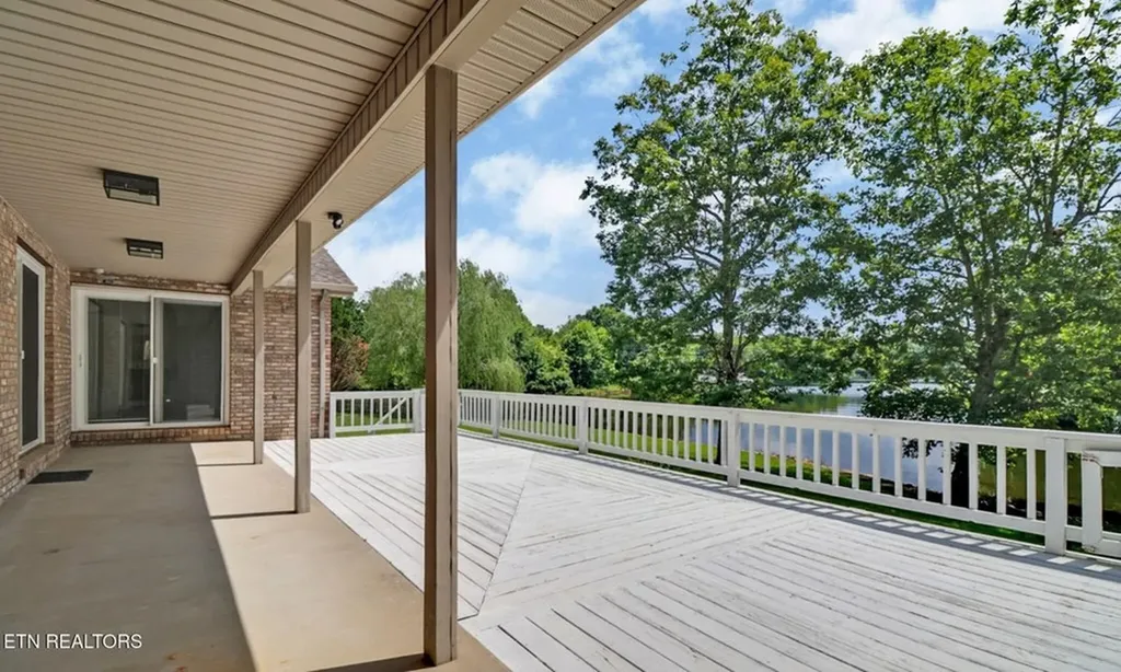 8621 Cherokee Trail Crossville TN 38572