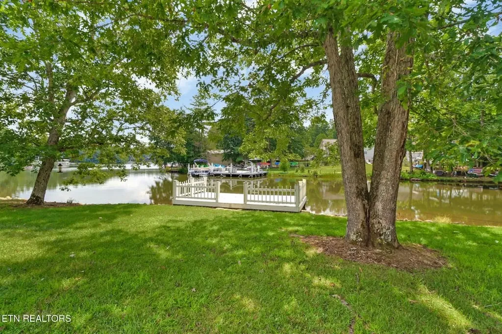 8621 Cherokee Trail Crossville TN 38572