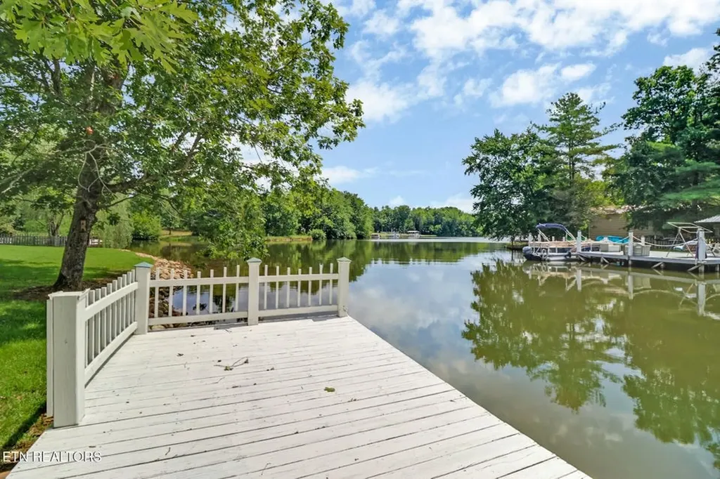 8621 Cherokee Trail Crossville TN 38572