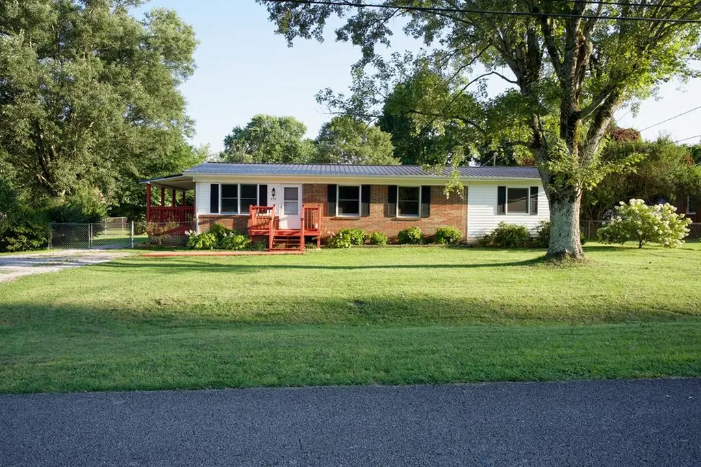 570 Forest Circle Sparta TN 38583