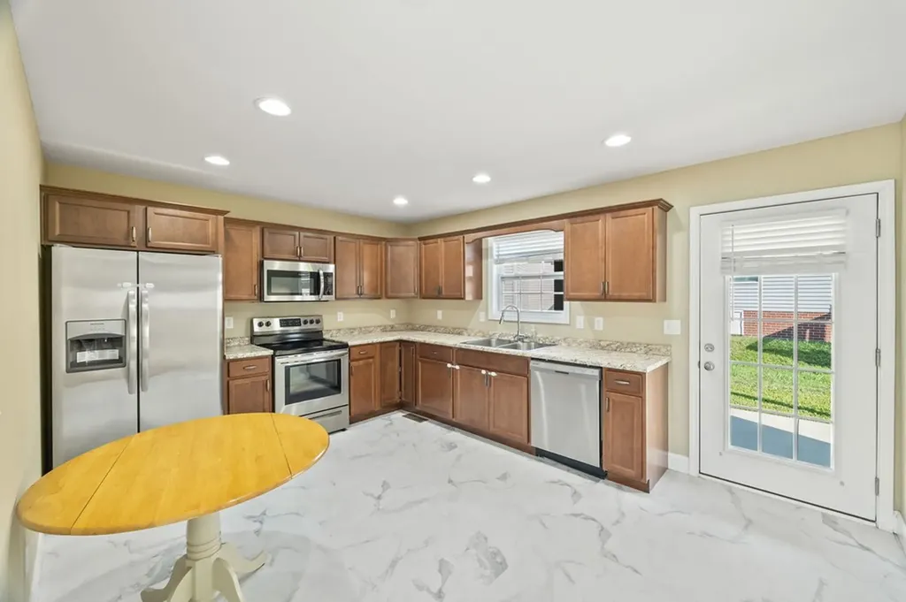 1805 Birdie Court Cookeville TN 38506