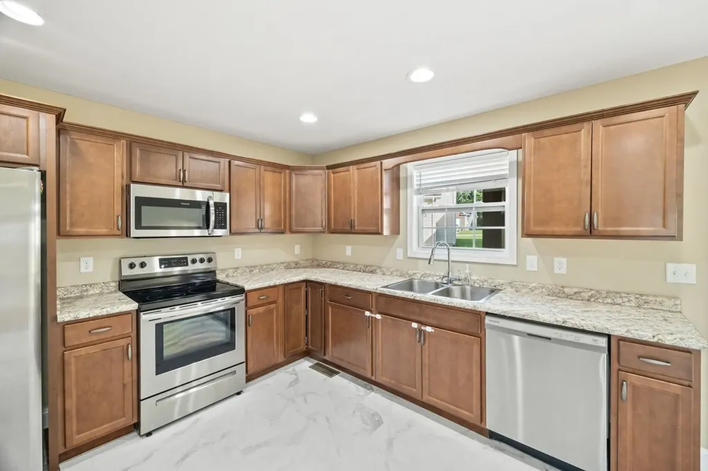 1805 Birdie Court Cookeville TN 38506