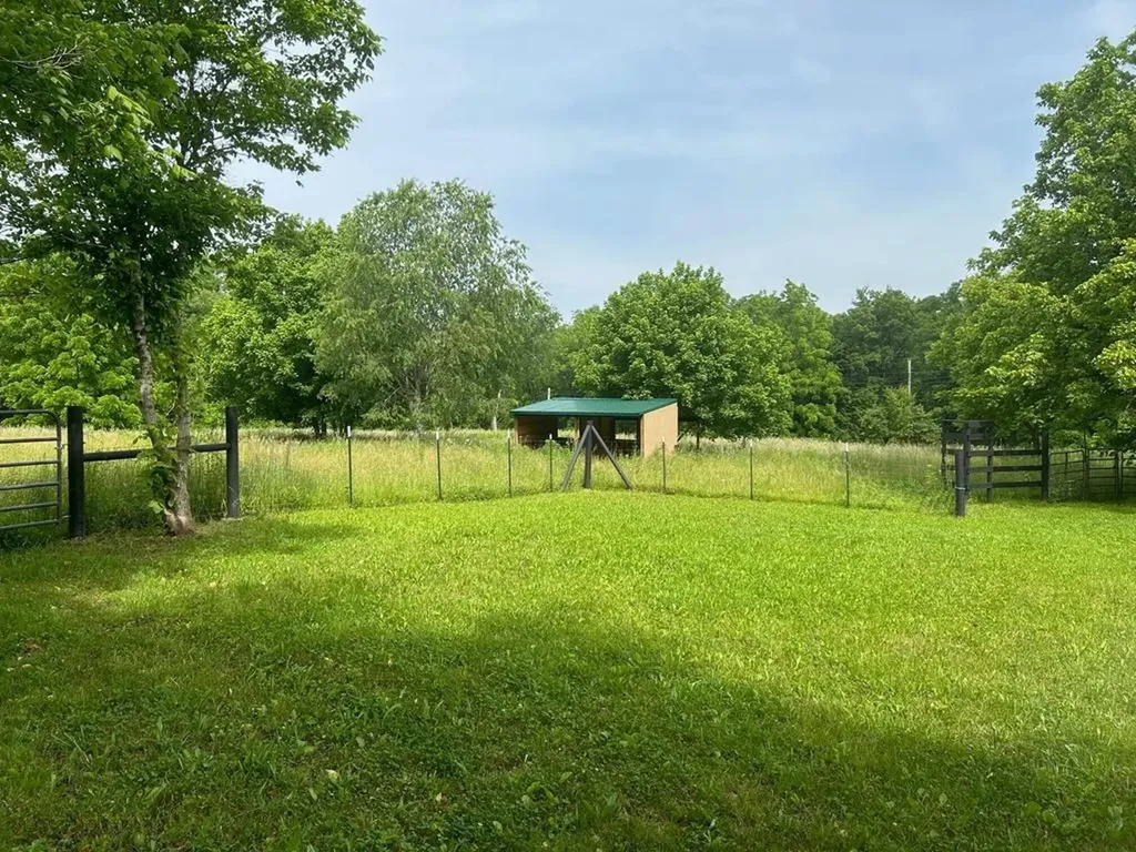 2530 Roslin Road Deer Lodge TN 37726