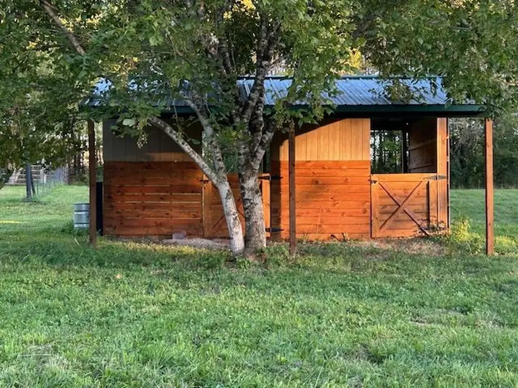 2530 Roslin Road Deer Lodge TN 37726