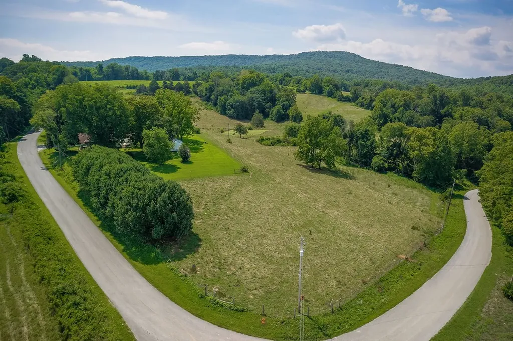 3908 Lost Creek Road Sparta TN 38583