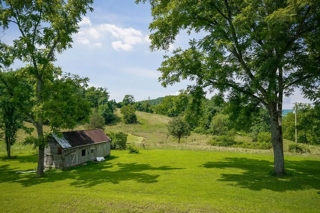 3908 Lost Creek Road Sparta TN 38583