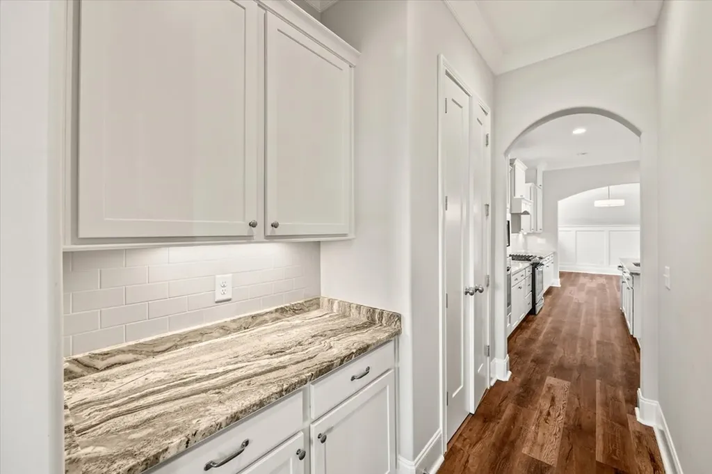 1548 Drakes Creek Hendersonville TN 37075