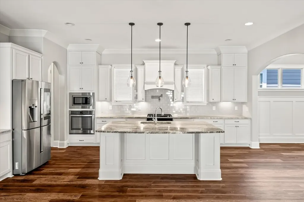 1548 Drakes Creek Hendersonville TN 37075