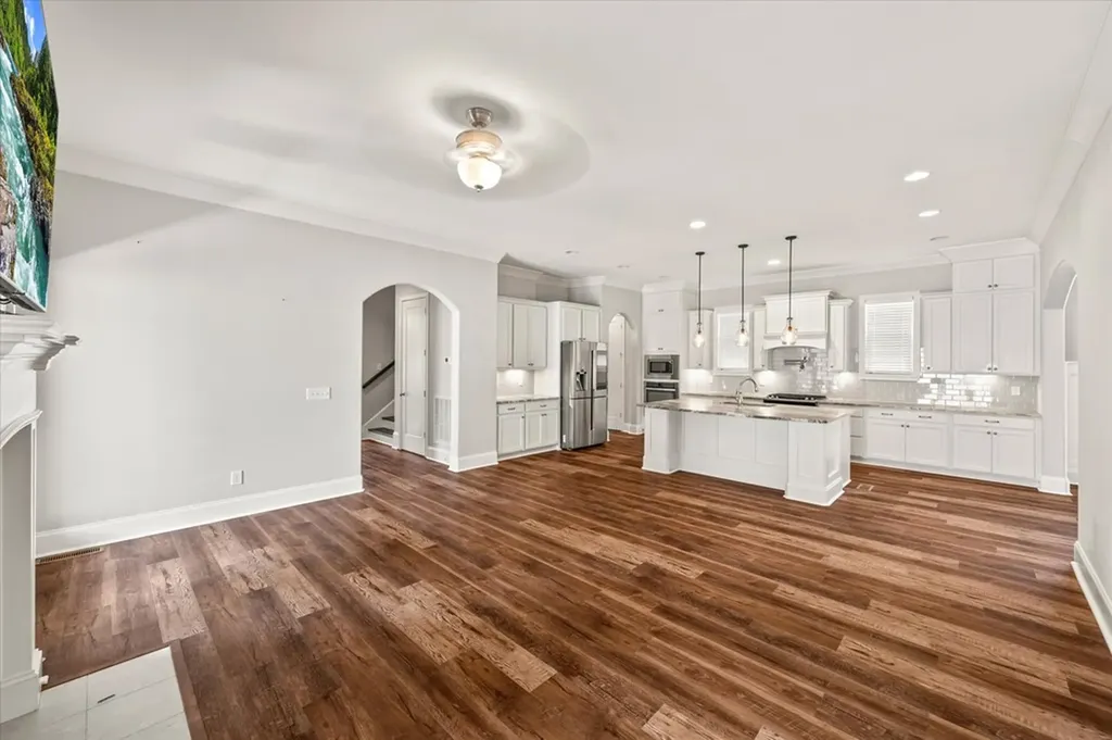 1548 Drakes Creek Hendersonville TN 37075