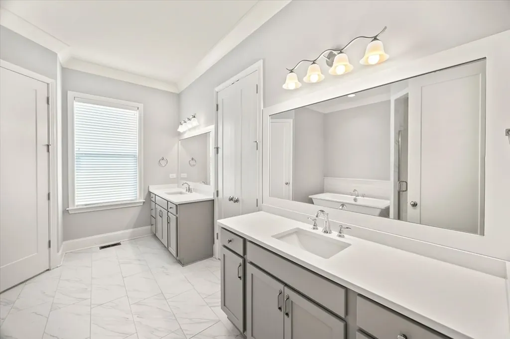 1548 Drakes Creek Hendersonville TN 37075