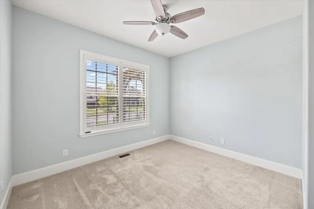 1548 Drakes Creek Hendersonville TN 37075