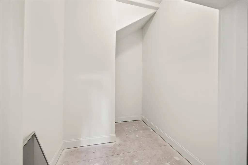 1548 Drakes Creek Hendersonville TN 37075