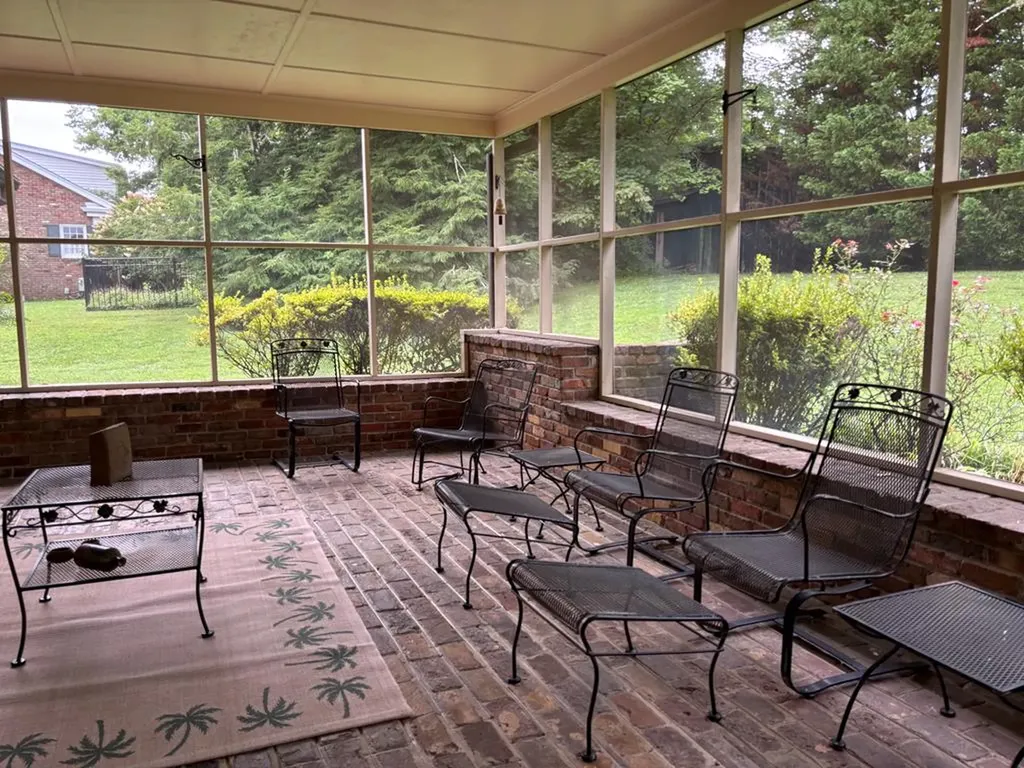 756 Brown Avenue Cookeville TN 38501