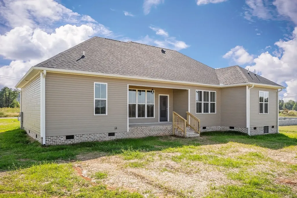 136 Dairy Barn Road Sparta TN 38583