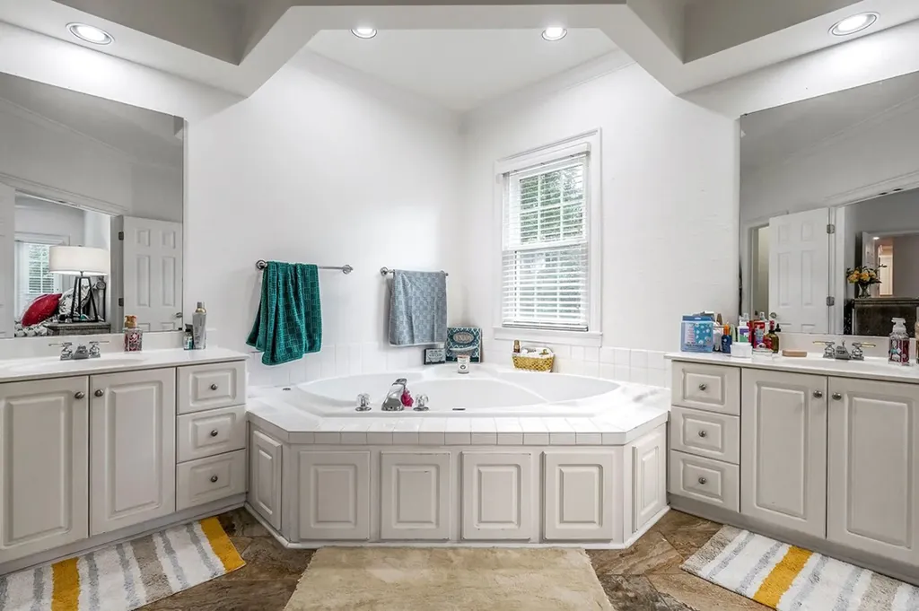 713 Russell Strausse Road Cookeville TN 38501