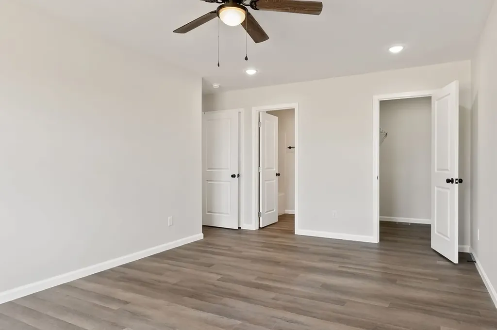 14267 Old Kentucky Road Walling TN 38587