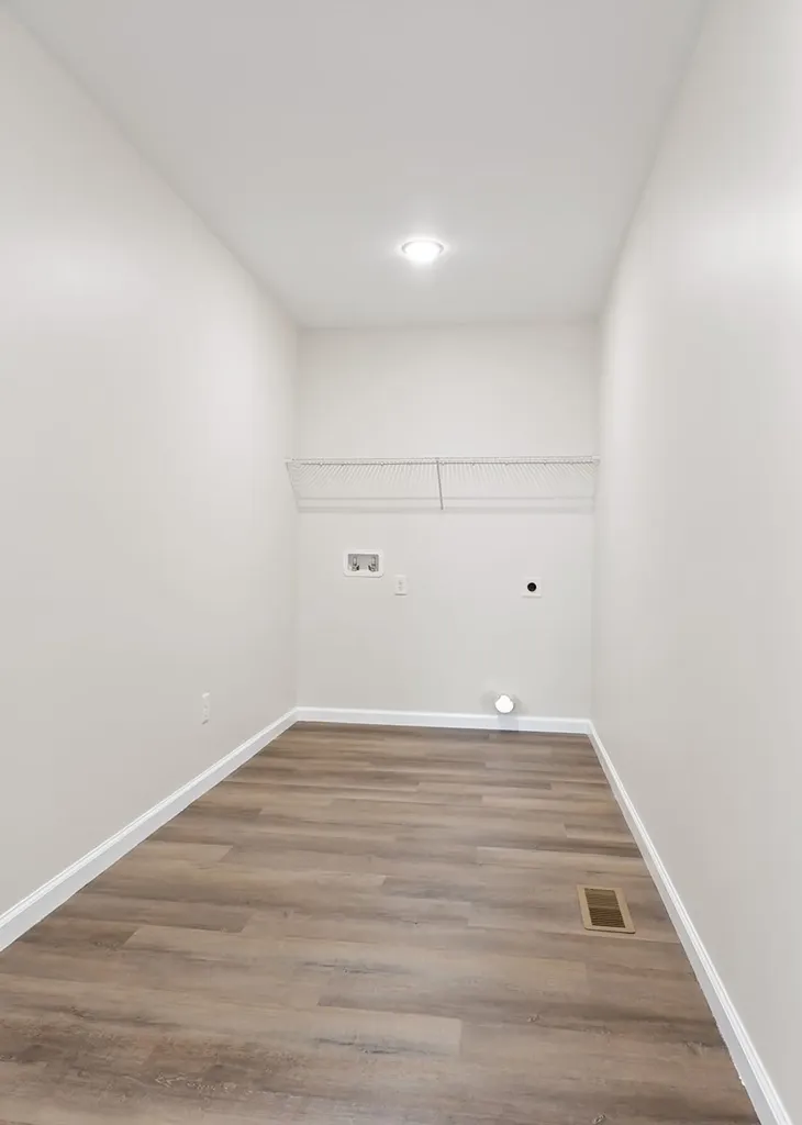 14267 Old Kentucky Road Walling TN 38587