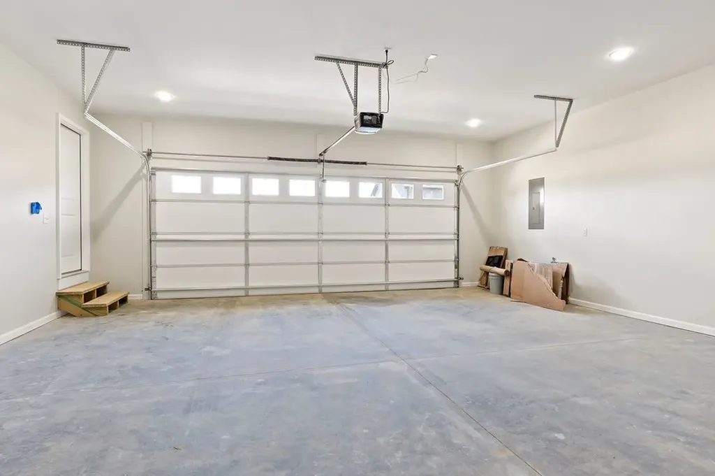 14267 Old Kentucky Road Walling TN 38587