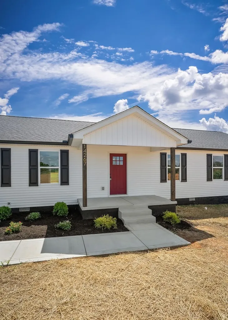 14267 Old Kentucky Road Walling TN 38587