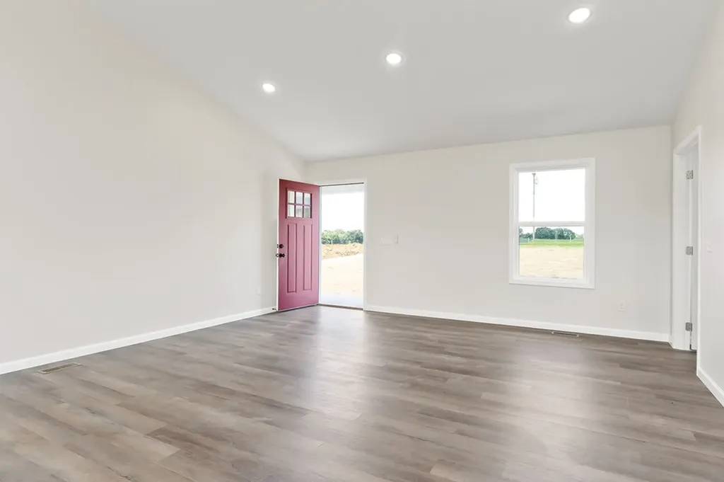 14267 Old Kentucky Road Walling TN 38587