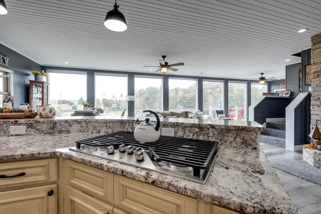 4700 Honey Creek Loop Road Robbins TN 37852