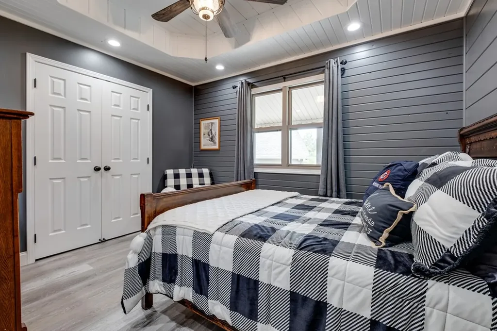 4700 Honey Creek Loop Road Robbins TN 37852